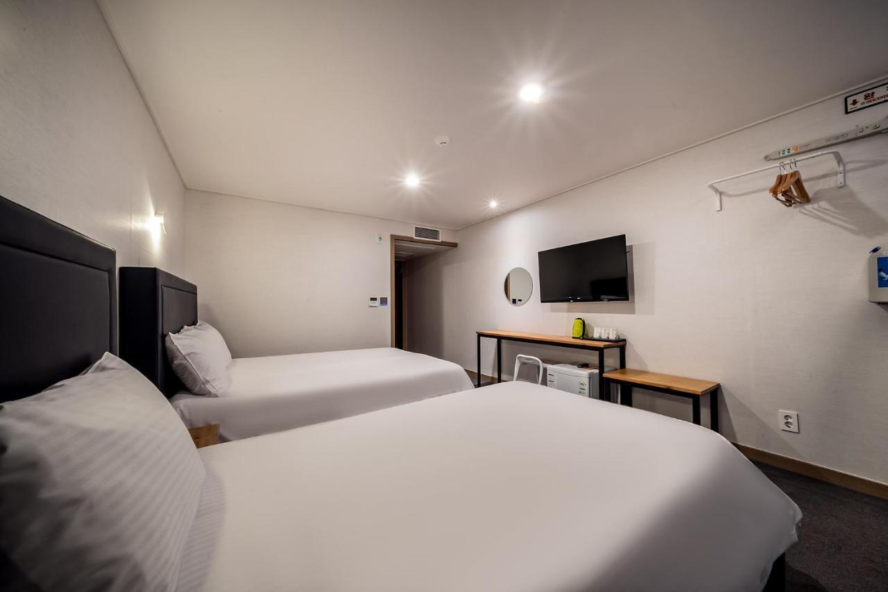 Sunrise Hotel Supjikoji Seogwipo Eksteriør bilde